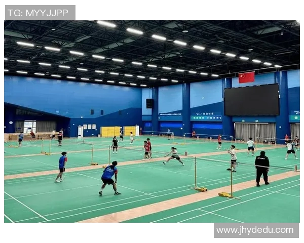 重庆羽毛球队迎来节奏变革引发热议全新训练模式助力竞技水平提升